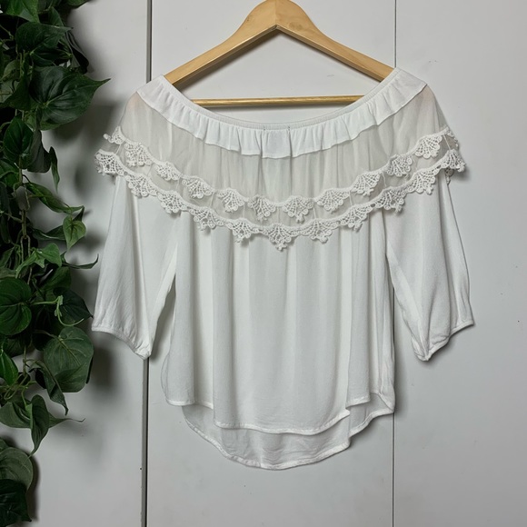 Off-Shoulder White Shirt - Picture 8 of 12